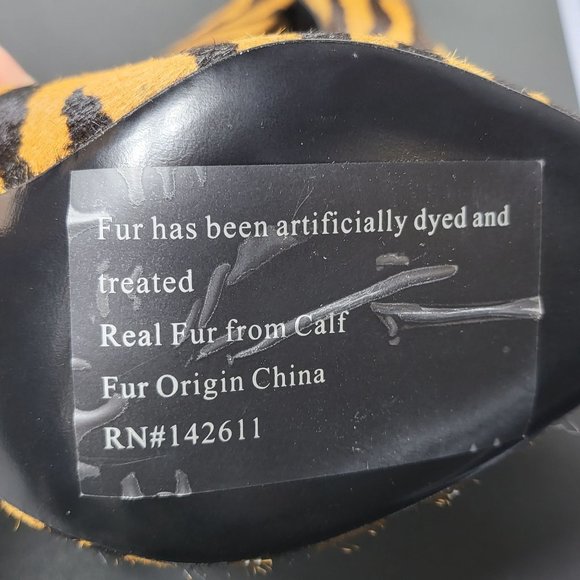 New in Box Charles David Women's Medal Animal Print Block High Heel Pump Size 5 - Picture 11 of 14